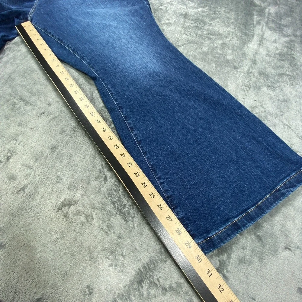 NWT Ava Viv Jeans Women 24 Blue Stretch High Rise Flare No‎ Gap Fade Medium Wash - Picture 7 of 9